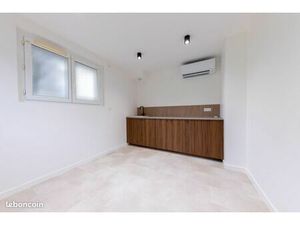 Cabinet paramédical à louer – TASSIN LA DEMI-LUNE - 3 salles de consultation – RDC avec ja