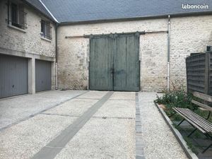 Local a Louer avec Logement intégré a l'étage