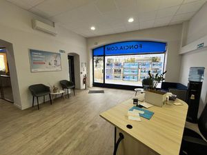 LOCAL COMMERCIAL 85M² - QUAI DE LA FONTAINE