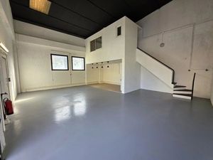 À louer – Local professionnel/commercial Z.I. Saint-André-de-la-Roche