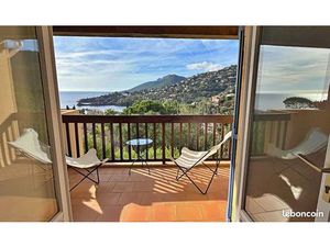 Théoule-sur-Mer  Appartement duplex 3-pièces avec vue mer et terrasse exposé Sud  plages à