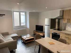 Appartement T2 meublé en hypercentre de Saint-Junien  entièrement neuf