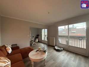 Location appartement 3 pièces 67 m² à Foix (09000)  621 €