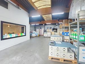 Surface industrielle à louer à Chaussée des Ballons 84A Herseaux (VBD52451)