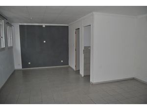 Immeuble 3 pièces - 150 m²
