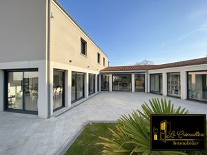 Maison d'exception – 270 m² – Lumineuse et Confort de vie