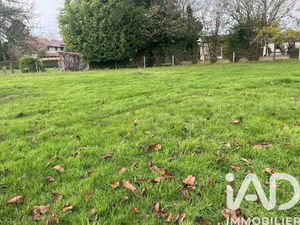 Terrain constructible viabilisé à vendre