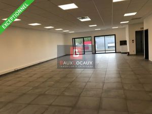 MIXTE ACTIVITES-BUREAUX A LOUER