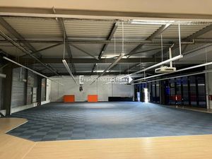 LOCAL COMMERCIAL A LOUER