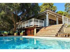 Vente Maison de luxe Cap-Ferret 7 Pièces 180 m² <meta name="description" content="Nichée a