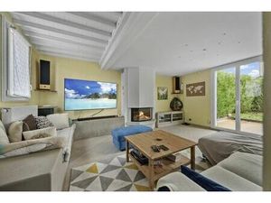 Maison de luxe de 9 pièces en vente à Chanteloup-en-Brie  Île-de-France