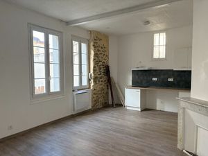 Location appartement 3 pièces 65 m² à Carcassonne (11000)
