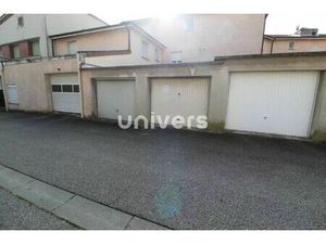 Vente garage 16 m² Guilherand-Granges (07500)