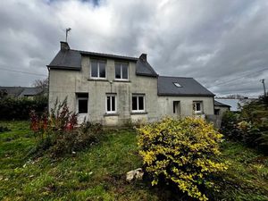 Vente maison 4 pièces 101 m² à Guiscriff (56560)  145 800 €