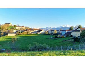 Terrain constructible avec vue sur les Pyrénées