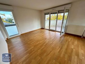 Appartement à louer 3 pièces 74.9 m² - Caen (14) - 927€