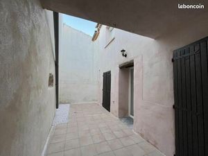 Immeuble 150 m² Cruzy