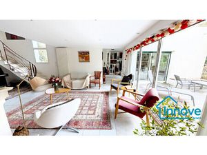 Chaleureuse Maison familiale dans une écrin de verdure