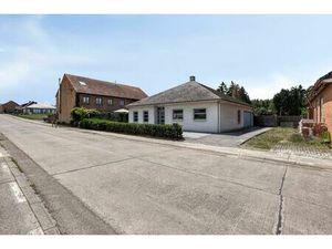 Gelijkvloerse woning met drie slaapkamers op 7 are