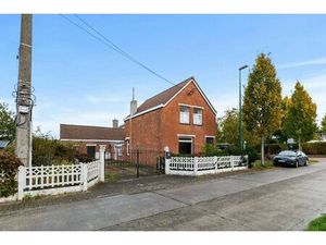 Te renoveren woning in bijzonder rustige straat in Aalter