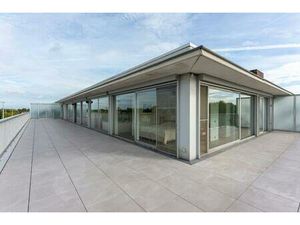 Luxueus penthouse appartement (215m² + 120m² terras) te Brugge