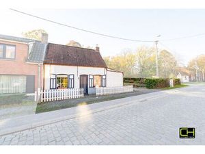 Knusse starterswoning te koop in LIEVEGEM!