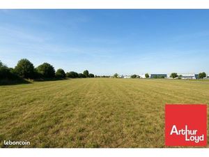 Terrain 6 647 m² La Creche