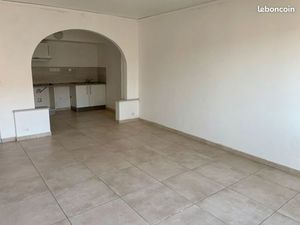 Appartement 2 chambres et bureau jardin