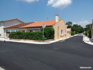 Maison à louer à l année