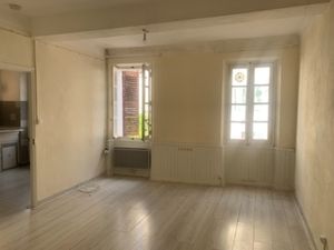 Location Appartement 1 pièce 30m² PIERREFEU DU VAR 83390