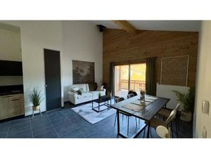 Appartement duplex dans un chalet neuf au pied des pistes et remontées mécaniques