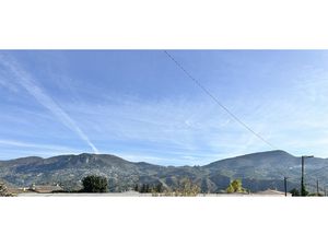 CARROS LES PLANS : OPPORTUNITE ! DERNIER LOT JOLI TERRAIN PLAT A BATIR VIABILISE — LIBRE C