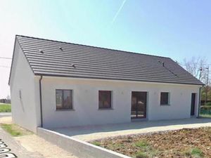 Location maison 4 pièces 90 m² à Bourges (18000)