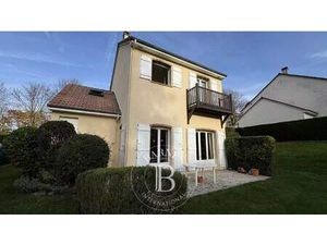 Maison à vendre 152 m2 Saint-Germain-en-Laye - 797 000 &#8364;