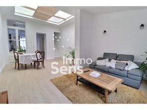 Vente maison 4 pièces 116 m² à Roubaix (59100)  259 900 €