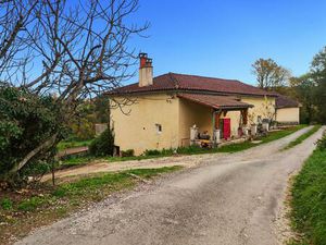 Location maison 3 pièces 69 m² à Mensignac (24350)