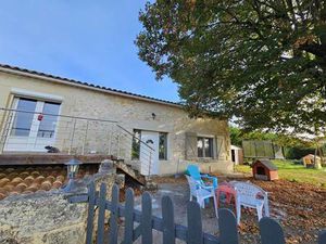 Vente maison 7 pièces 157 m² Villefranche-de-Lonchat (24610)