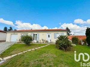 Vente Maison Piscine à Brillac (16500) : à vendre Piscine / 119m² Brillac