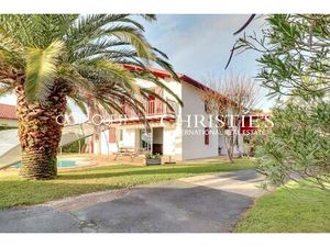 À vendre Bidart centre - Maison avec piscine