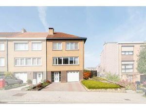 Huis te koop in Sint-Stevens-Woluwe met 3 slaapkamers