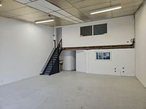 Location bureau 106 m² à Tours (37100)