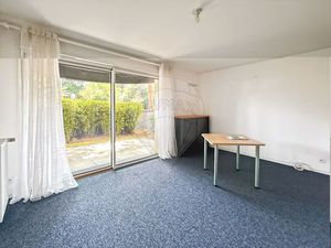 Location Local commercial NANTES 44300