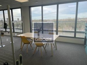 Location Local Professionnel 205m² TRELAZE 49800