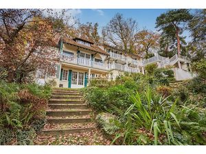 Vente maison 8 pièces 200 m² à Jouy-en-Josas (78350)  1 365 000 €