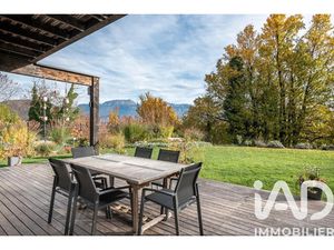 Vente maison 8 pièces 156 m² à Voiron (38500)  725 000 €