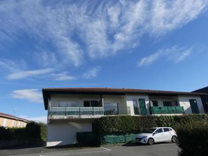 Vente appartement 2 pièces 42 m² à Saint-Martin-de-Seignanx (40390)  184 000 €
