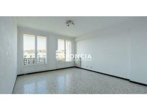 APPARTEMENT 3 PIECES AVEC CAVE