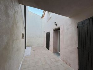 Vente appartement 150 m² à Cruzy (34310)  192 000 €
