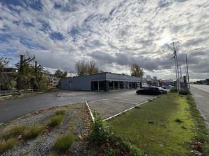 Bien professionnel à louer à Borsbeek € 10.000 (LHABH) - The Real Estate Company | Zimmo