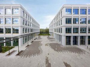 Bien professionnel à louer à Sint-Denijs-Westrem € 9.275 (LH9JF) | Zimmo